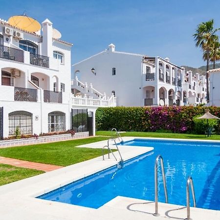 Apartment Verano Azul Nerja Ruang foto