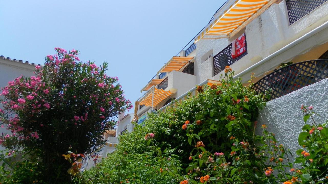 Apartment Verano Azul Nerja Ruang foto