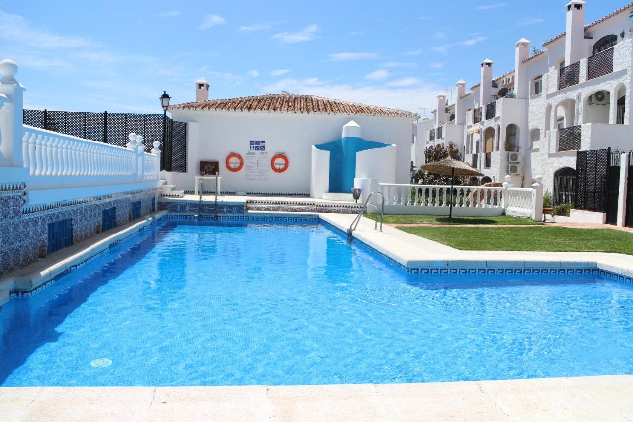 Apartment Verano Azul Nerja Bagian luar foto